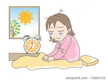 A woman who cannot get up due to lack of sleep 72083732