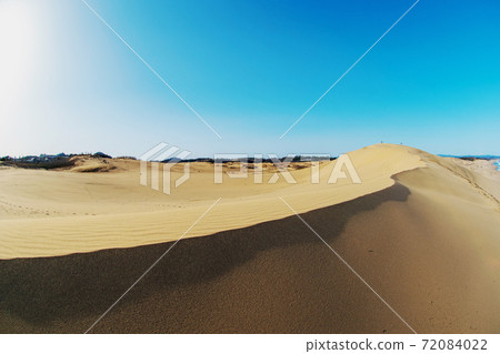 沙塵暴結束後的鳥取沙丘 72084022