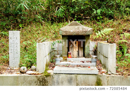 Katsuragi 28shuku No. 2 Sutra Mound Katsuragi 28shuku No. 2 Sutra Mound 72085484