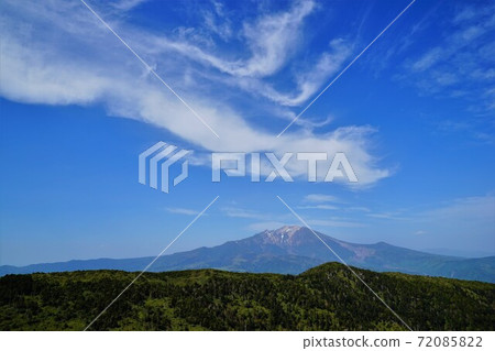 Mt. Ontake and the blue sky from the summit of Mt. Koshu Mt. Ontake and the blue sky from the summit of Mt. Koshu 72085822