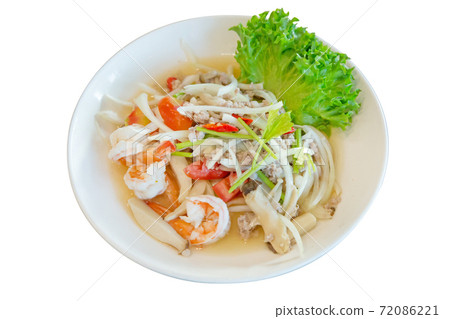 Spicy Thai salad with Glass noodle shrimp and mince pork with onion and vegetable Spicy Thai salad with Glass noodle shrimp and mince pork with onion and vegetable 72086221