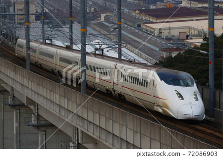 Kyushu Shinkansen 800 series (Kagoshima route: Hakata ⇔ Kagoshima Chuo) 72086903
