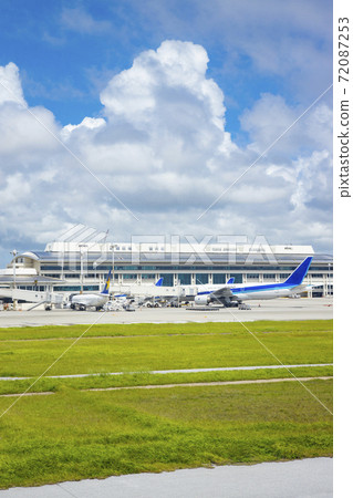 那霸機場 72087253