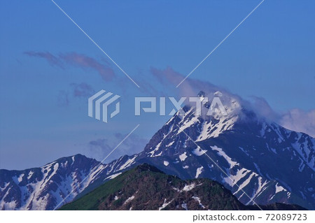 Mt. Kaikoma Mt. Kitadake with residual snow from Kuroto Ridge Mt. Kaikoma Mt. Kitadake with residual snow from Kuroto Ridge 72089723