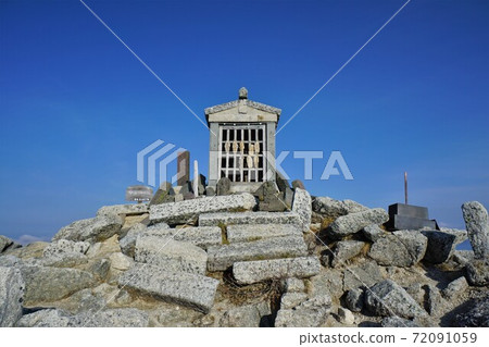 The foot of Mount Komagatake 72091059