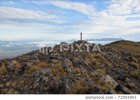 麻生山（高岳/中岳）登山“高嶽山頂” 72093901