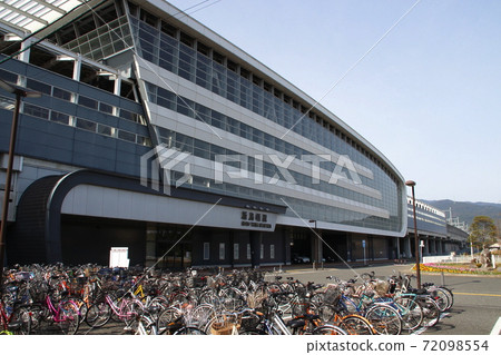 Kyushu Shinkansen Shin-Tosu Station (East Exit) 72098554