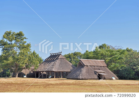 Yoshinogari Historical Park "South Inner House / Adult House and Assembly Hall" 72099020