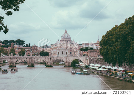 Panoramic view on the Papal Basilica of St. Peter in the Vatican and river Ti Panoramic view on the Papal Basilica of St. Peter in the Vatican and river Ti 72103764