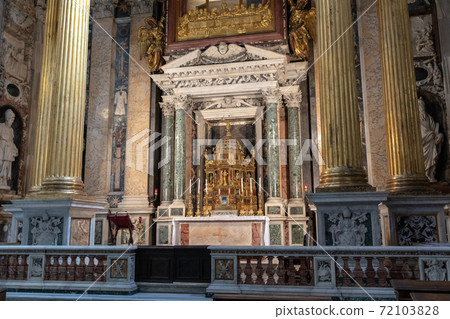 Panoramic view of interior of Lateran Basilica (Papal Archbasilica of St. Joh Panoramic view of interior of Lateran Basilica (Papal Archbasilica of St. Joh 72103828