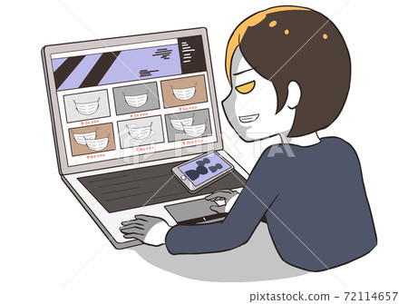 女人想轉售面具的可疑面孔 72114657