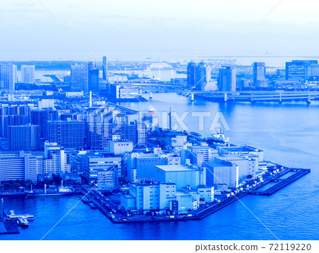 東京黃昏的東洋海漁業碼頭 72119220