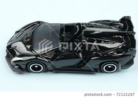 Car image 72122287