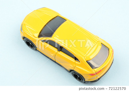 Car image 72122570