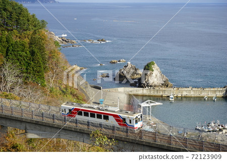 Autumn Sanriku Railway Rias Line Osawa Bridge Autumn Sanriku Railway Rias Line Osawa Bridge 72123909