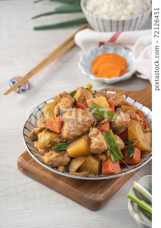 馬鈴薯 雞丁 雞肉 台灣 食物 Potato Chicken food ジャガイモ チキン 馬鈴薯 雞丁 雞肉 台灣 食物 Potato Chicken food ジャガイモ チキン 72126451