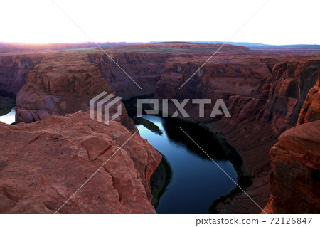 beautiful horseshoe bend on sunny day, Page, Arizona, USA. 72126847