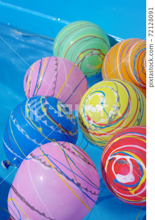 water baloon water baloon 72128091