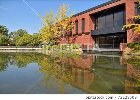 久留米市美術館,石橋文化中心 久留米市美術館,石橋文化中心 72129509