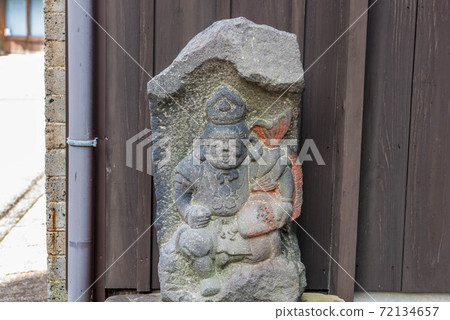Arita's guardian Tozan Shrine 72134657