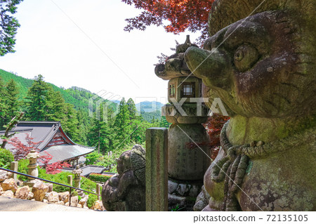 八雲山華嚴寺文樂堂的景色<岐阜縣宜比郡> 八雲山華嚴寺文樂堂的景色<岐阜縣宜比郡> 72135105