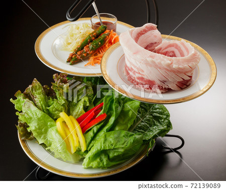 Korean barbecue 72139089