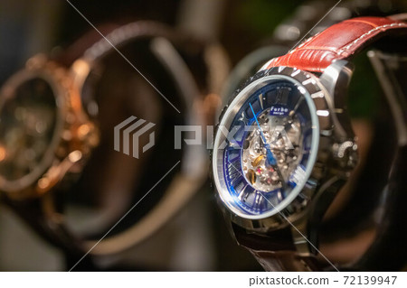 Wristwatch on display 72139947