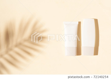 Minimal product display Minimal product display 72140254