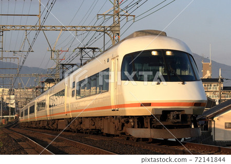 近鐵21000系列特快“城市班輪” 近鐵21000系列特快“城市班輪” 72141844