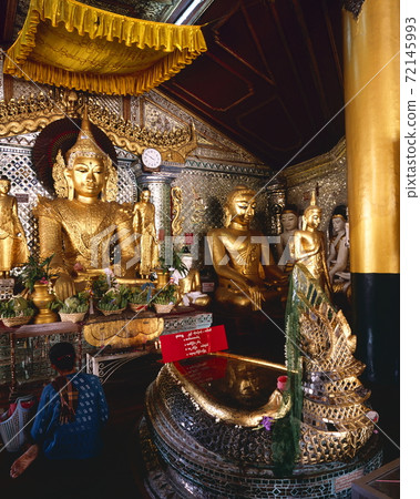 Shangdagon Pagoda of Yangon 72145993