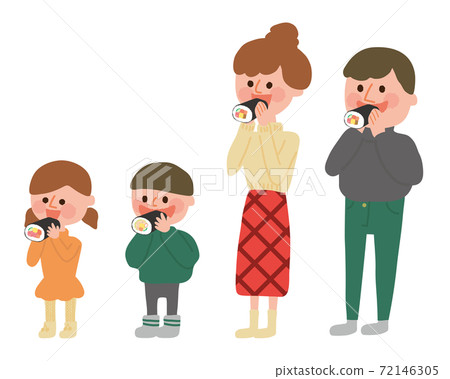 A family of four eating Ehomaki, father, mother, boy, girl 72146305