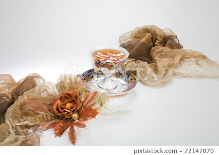 Tea, Fabric And Jewelry 72147070