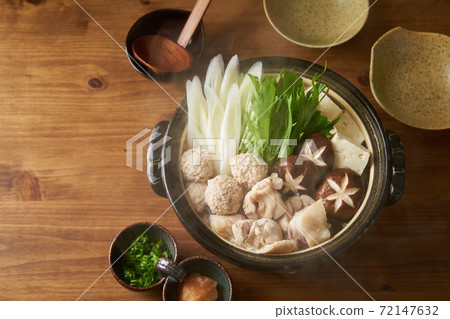 Chicken nabe  72147632