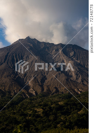 Okinoshima 72148778