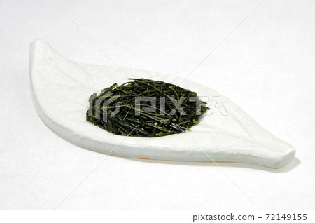 板上的茶葉 板上的茶葉 72149155