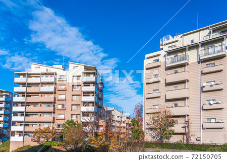 Tokyo, Tama New Town, where the population is aging 72150705