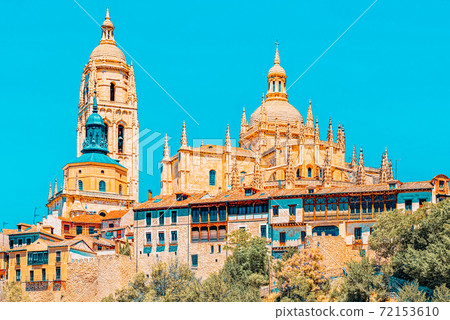 Panoramic landscape at the ancient city and cathedral of Segovia Panoramic landscape at the ancient city and cathedral of Segovia 72153610