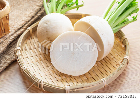 Pungent radish 72158815