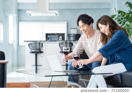 PC在線酒會生活 72160093