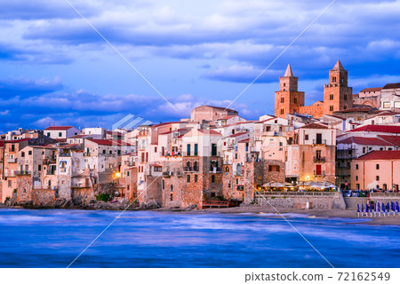 Cefalu, Ligurian Sea, Italy, Sicily Cefalu, Ligurian Sea, Italy, Sicily 72162549