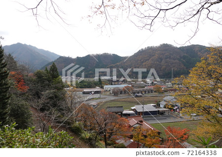 島根縣喀什郡吉賀町新宮神社的秋天 島根縣喀什郡吉賀町新宮神社的秋天 72164338