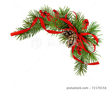 Christmas corner arrangement with green spruce twigs, red berries, cones and ribbon bow isolated on white 72170158