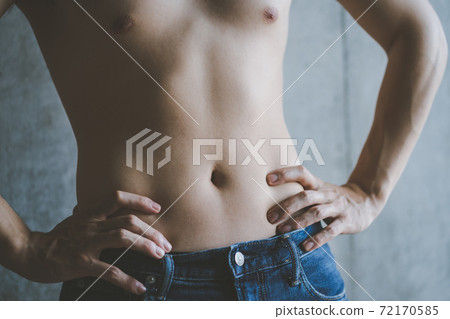 Men's beauty Men's beauty 72170585