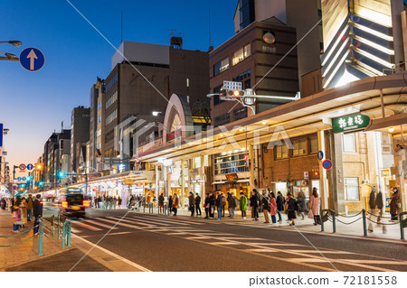 Shijo Kawara-cho, Kyoto night Shijo Kawara-cho, Kyoto night 72181558