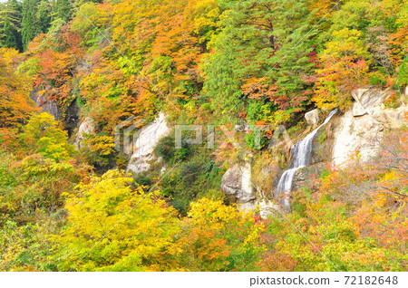 Omoshiroyama, Yamadera, Yamagata City, Kinshu Autumn Leaves River Valley, Toka Falls Omoshiroyama, Yamadera, Yamagata City, Kinshu Autumn Leaves River Valley, Toka Falls 72182648