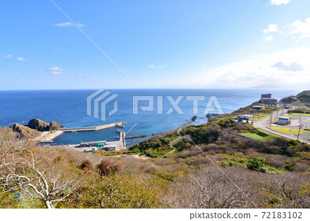 Tappizaki scenery, Cape Tappi, Tappi fishing port, Tsugaru Strait, Sotogahama Town, Aomori Prefecture 72183102