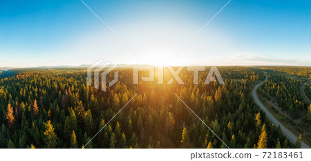 Beautiful Panoramic View of Canadian Nature 72183461