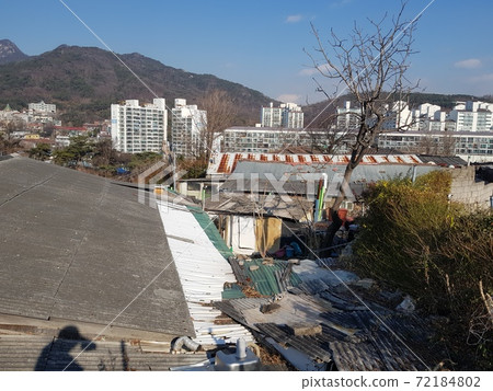 Jeongneunggol, redevelopment, alley, abandoned house Jeongneunggol, redevelopment, alley, abandoned house 72184802