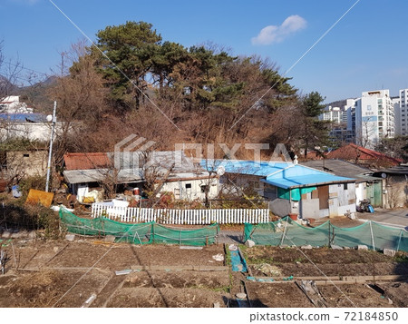 Jeongneunggol, redevelopment, alley, abandoned house Jeongneunggol, redevelopment, alley, abandoned house 72184850