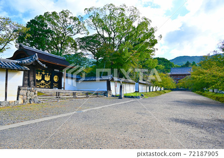 世界文化遺產大悟寺Sanpoin Karamon國寶 72187905